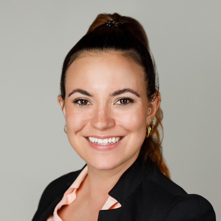 Jovana Cuzovic Cropped